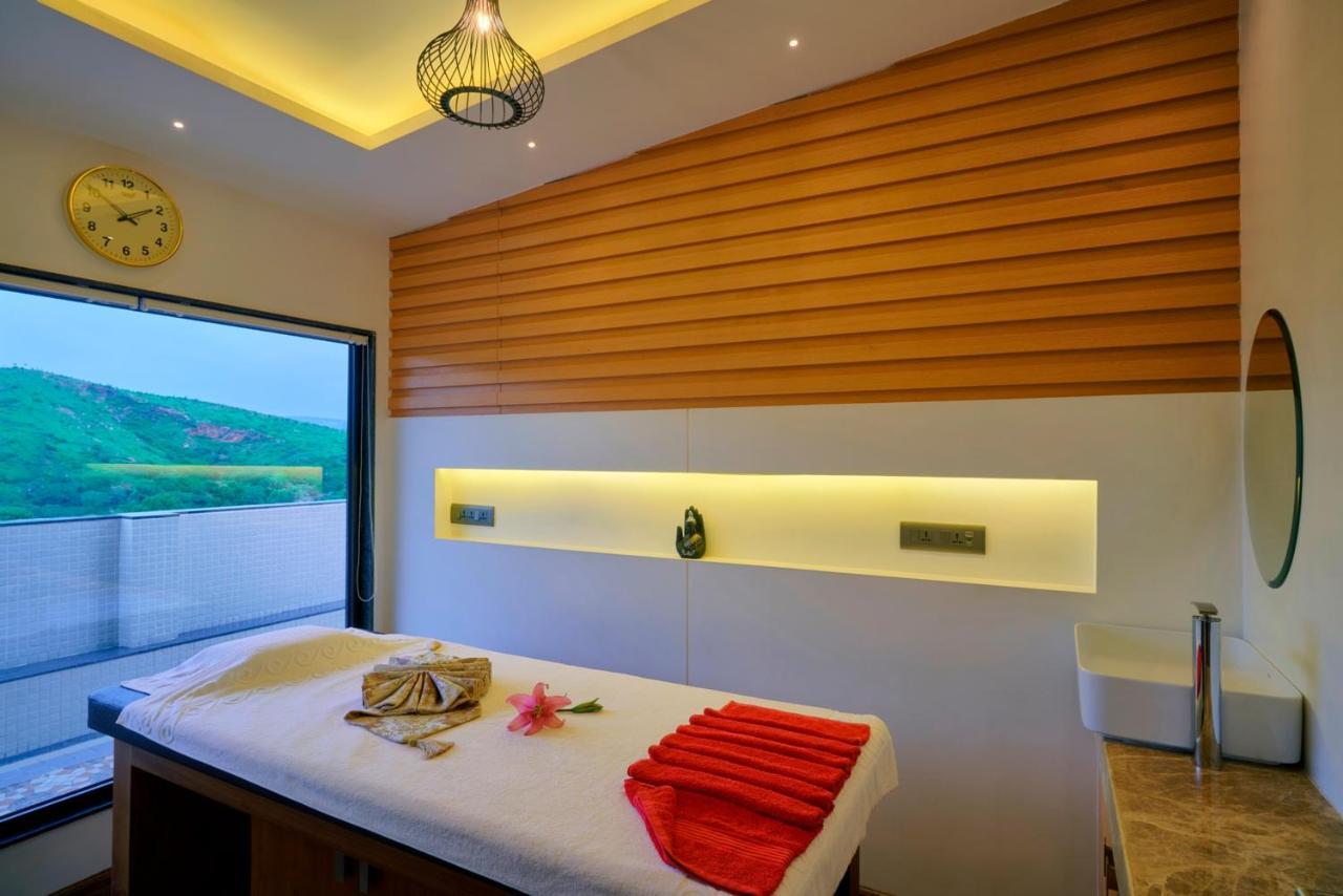 Skk Blu Hotel & Spa Udaipur Extérieur photo